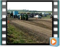 Rae Valley Heritage Association Video - Old-Fashioned John Deere Tractor Pull